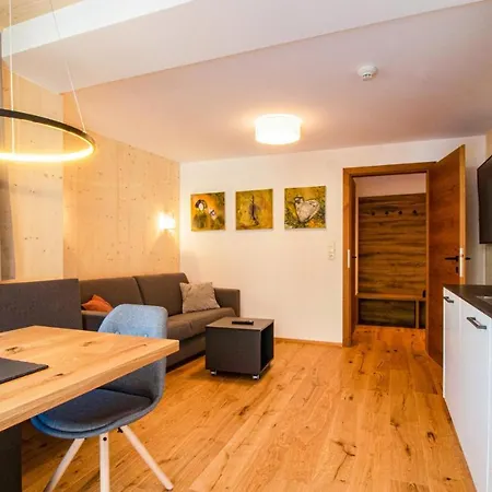 Moderne In Zams